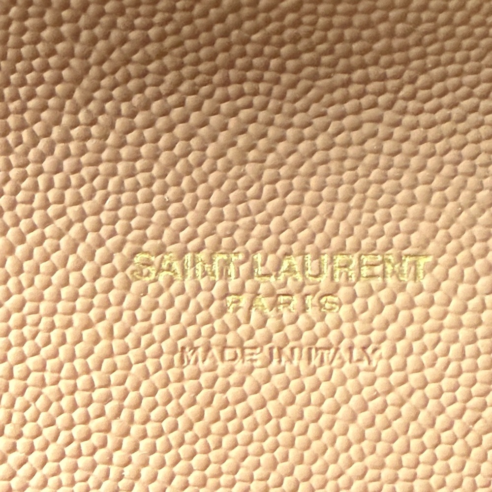 NWT, Saint Laurent Monogram Grain de Poudre Clutch Vintage Peach GHW, Ret. $850 - Picture 9 of 10